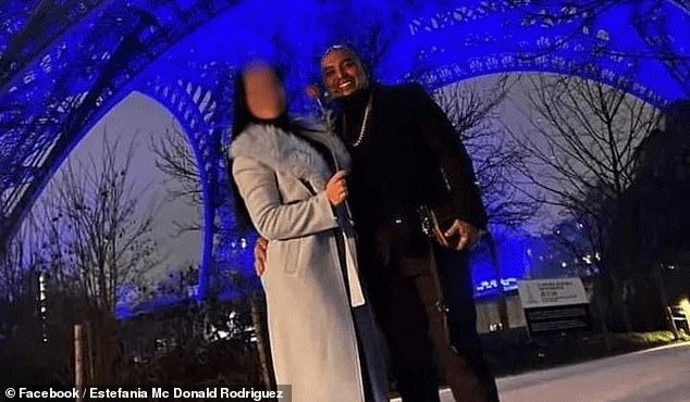 Estefania McDonald Rodríguez y su esposo Luis Manuel Picado Grijalbo - En una foto de París que ayudó a atrapar a Grijalbo por presuntos cargos de drogas