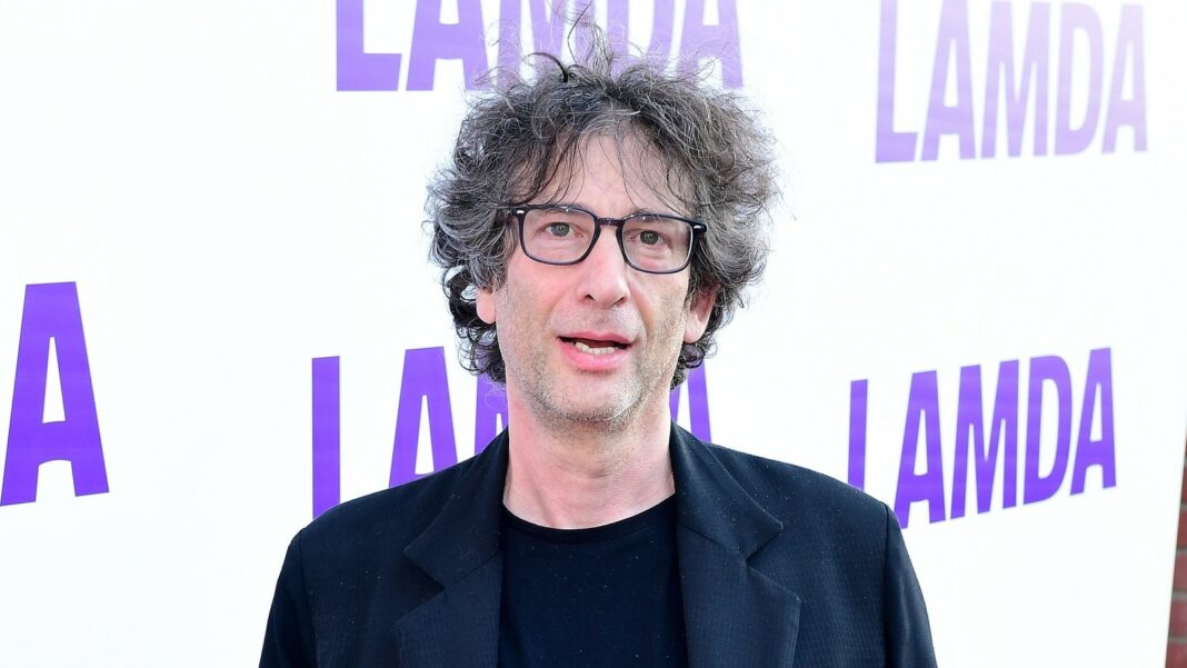 El autor Neil Gaiman niega las acusaciones de agresión sexual hechas por 8 mujeres y admite que está 