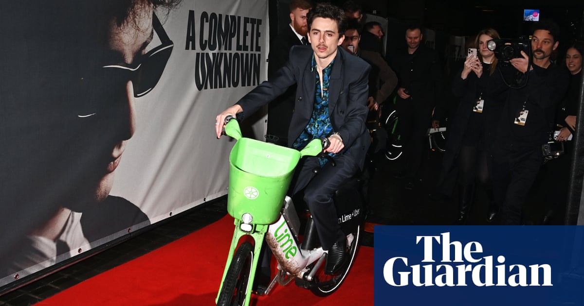 El paseo por la alfombra roja de Timothée Chalamet se suma a las 'credenciales de moda' de las bicicletas Lime
