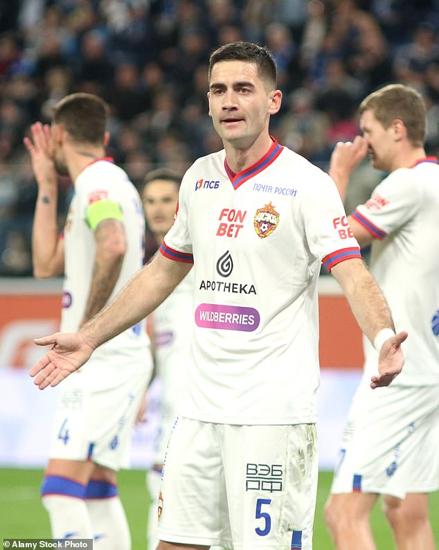 El Rangers muestra interés por el centrocampista serbio Sasa Zdjelar, que juega en el CSKA de Moscú