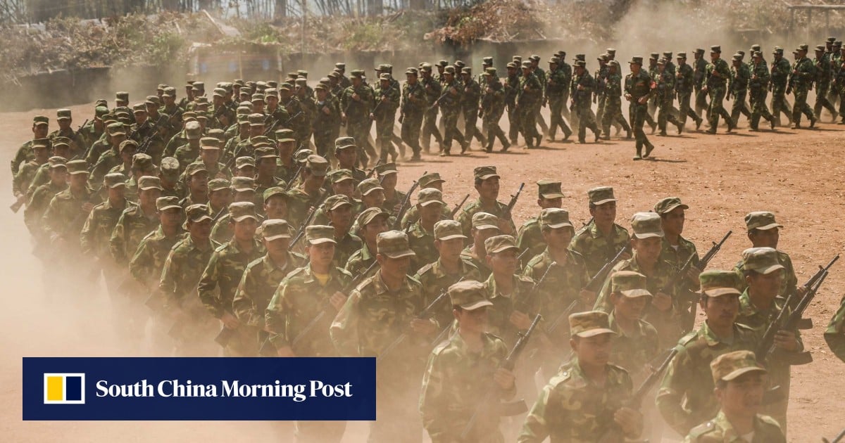 En la guerra olvidada de Asia, los rebeldes renuentes marcan 4 años de caos sangriento
