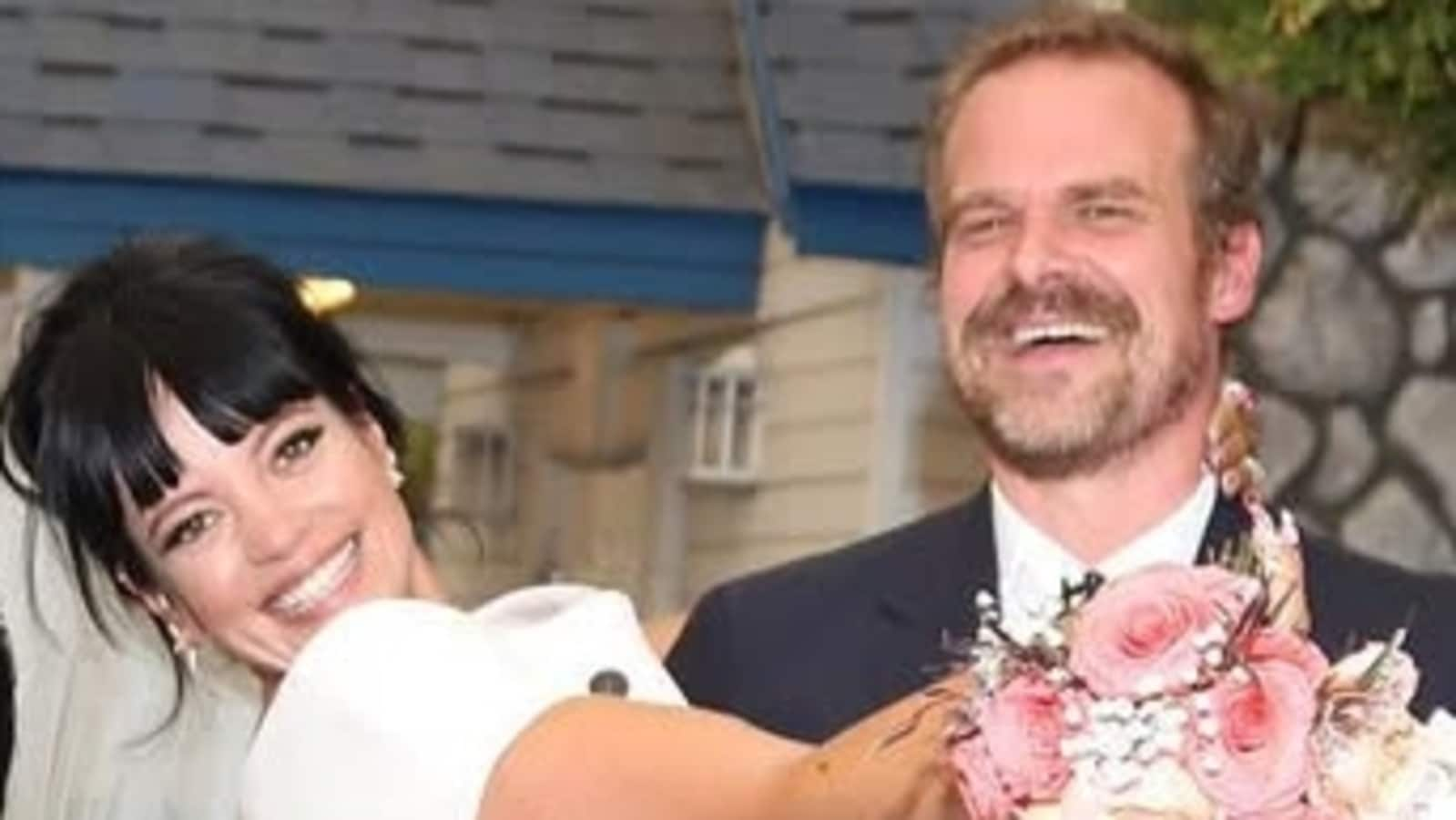 En medio de los rumores de separación de David Harbour de Stranger Things, Lily Allen ingresa en una clínica de trauma después de una admisión desgarradora
