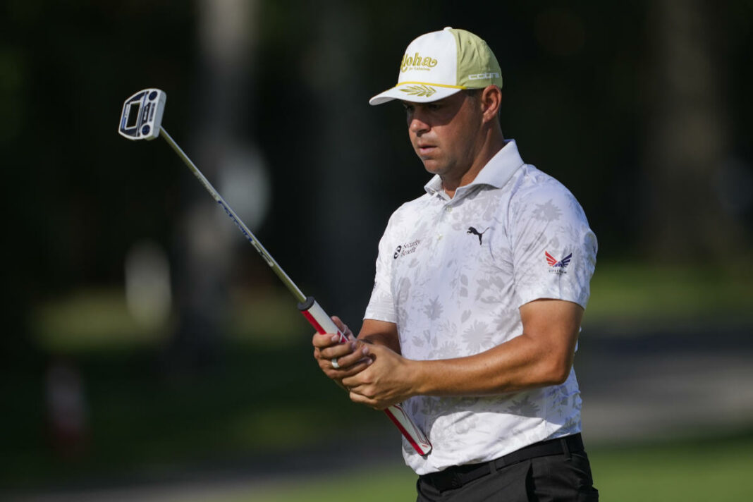 Gary Woodland tuvo un pasajero sorpresa en su vuelo de la isla a Hawaii
