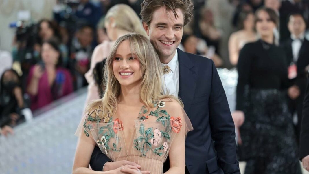 Internet está lleno de rumores de boda entre Robert Pattinson y Suki Waterhouse: 'Mis sueños de reunión con Kristin Stewart están destrozados'
