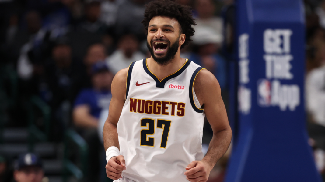 Jamal Murray de los Nuggets anota 45 y continúa recuperando su forma en una gran victoria sobre los Mavericks
