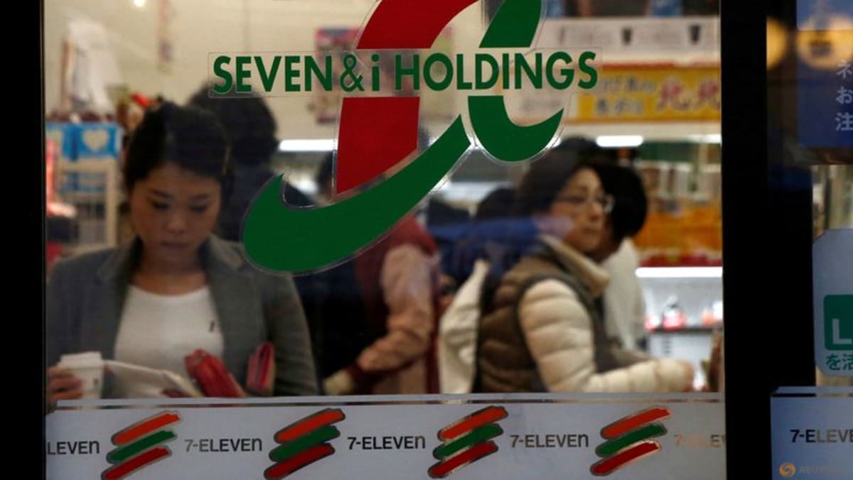 Japón considerará la "seguridad económica" en la adquisición de 7-Eleven
