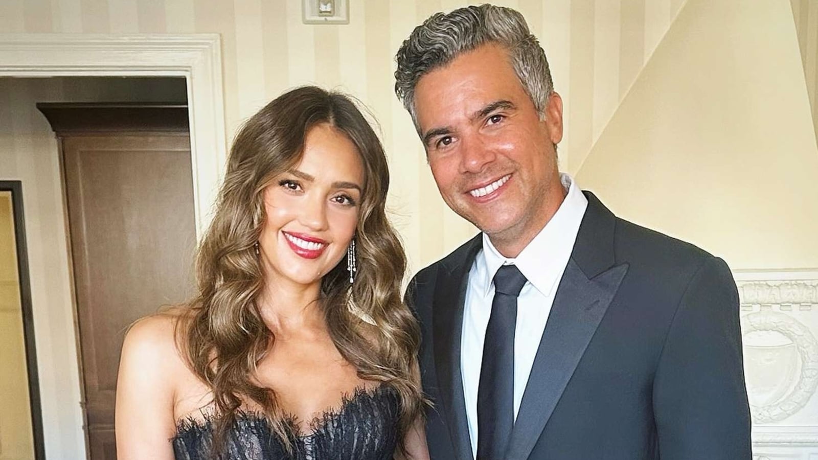 Jessica Alba rompe el silencio sobre los rumores de divorcio con su esposo Cash Warren y confirma la separación después de 16 años de matrimonio
