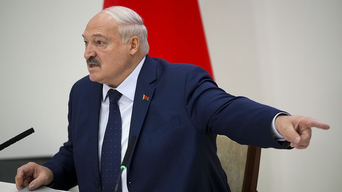 La UE amenaza con las sanciones a Bielorrusia después de la victoria de las elecciones de Lukashenko
