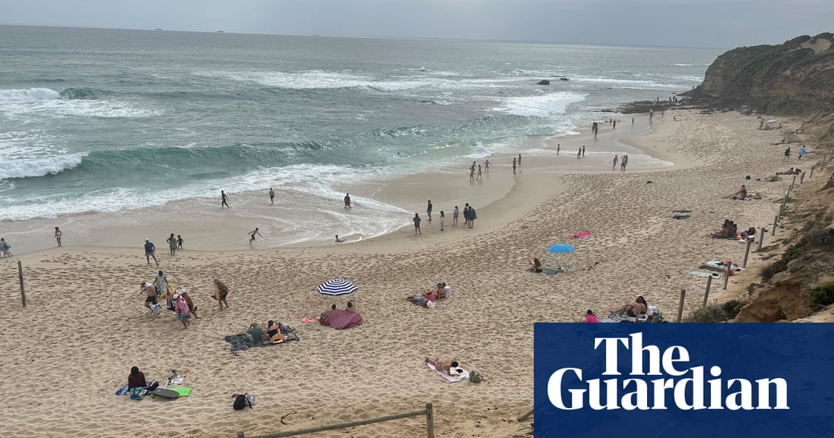 La agencia de turismo elimina la publicación sobre un "lugar prístino para nadar" sobre una playa no vigilada en la península de Mornington
