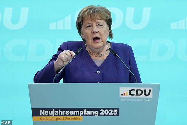 La furia de Angela Merkel como su propia fiesta se une con la AFD 'de extrema derecha' para enfrentar la crisis migratoria que causó al lanzar las puertas de Alemania abiertas
