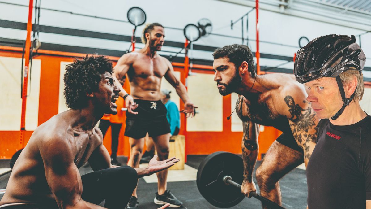 Las sesiones de intervalos de ciclismo duelen, pero encontrarás a todas las personas que quieren matarte con su auto en el gimnasio
