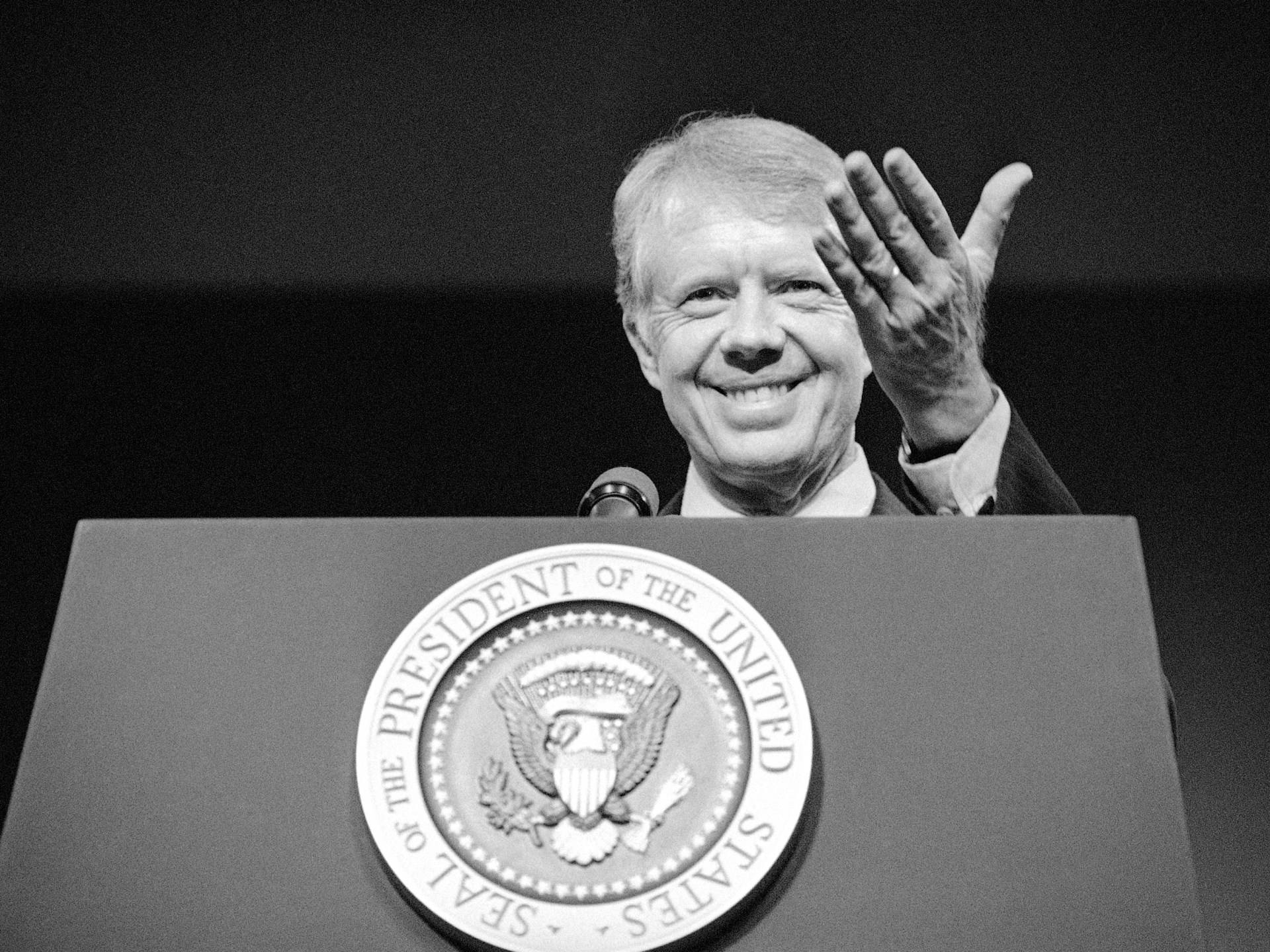 Los historiadores dicen que el legado de derechos humanos de Jimmy Carter incluye fracasos sombríos
