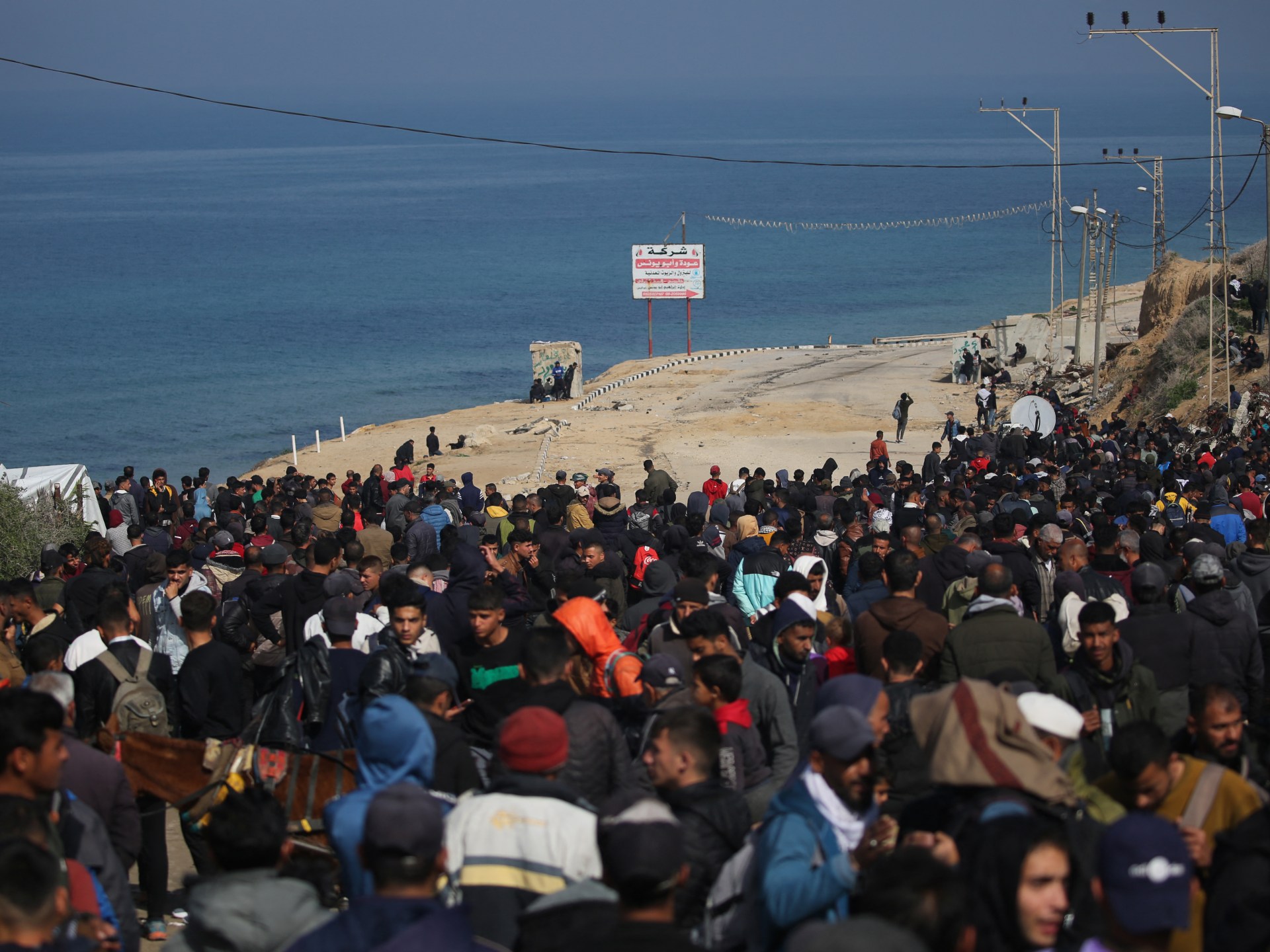 Los palestinos condenan la propuesta de Trump de "limpiar" Gaza
