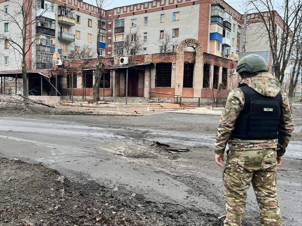 Más de 130 personas, entre ellas 12 niños, fueron evacuadas de la provincia de Donetsk el 11 de enero
