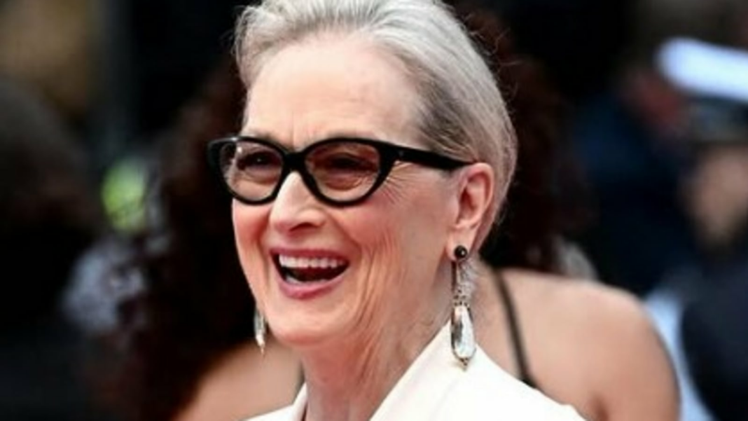 Meryl Streep recuerda un valiente escape del fuego al 'cortar un agujero del tamaño de un automóvil' en su valla
