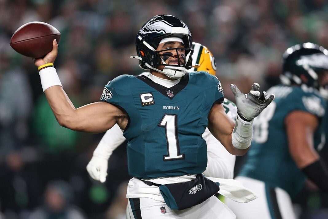 'No ganar tus juegos de playoffs gracias a él': un analista de la NFL expresa su preocupación por las lesiones de Jalen antes del choque de la ronda divisional de los Eagles
