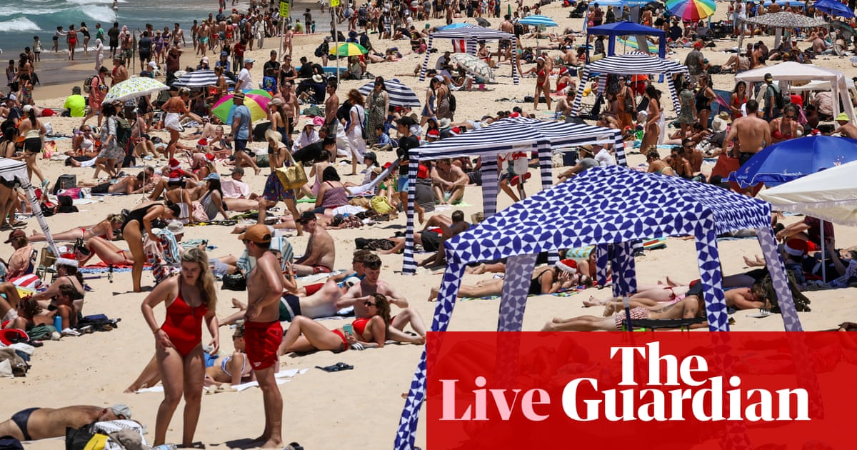 Noticias de Australia en vivo: Albanese arroja sombra en el debate sobre las cabañas de playa; Nueva Gales del Sur emite advertencia sobre picaduras de mosquitos
