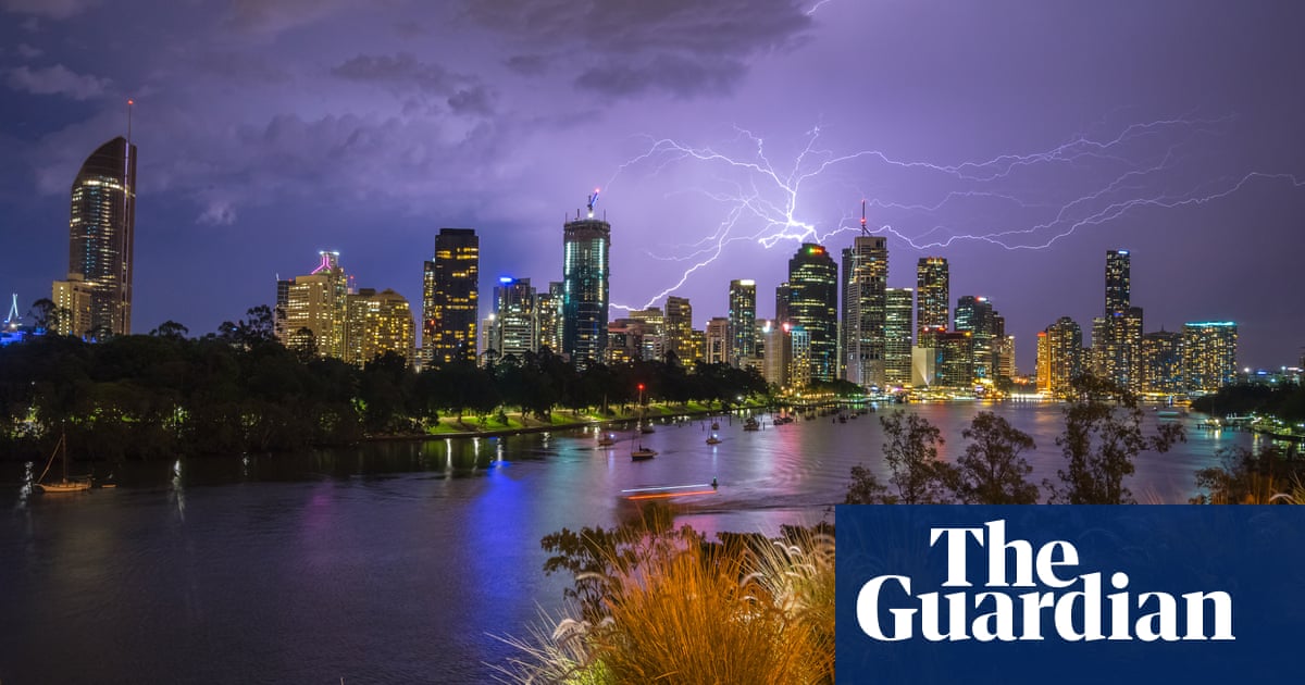 Pronóstico de tiempo tormentoso y caluroso para la mayor parte de Australia con riesgo de inundaciones repentinas en Nueva Gales del Sur y Queensland
