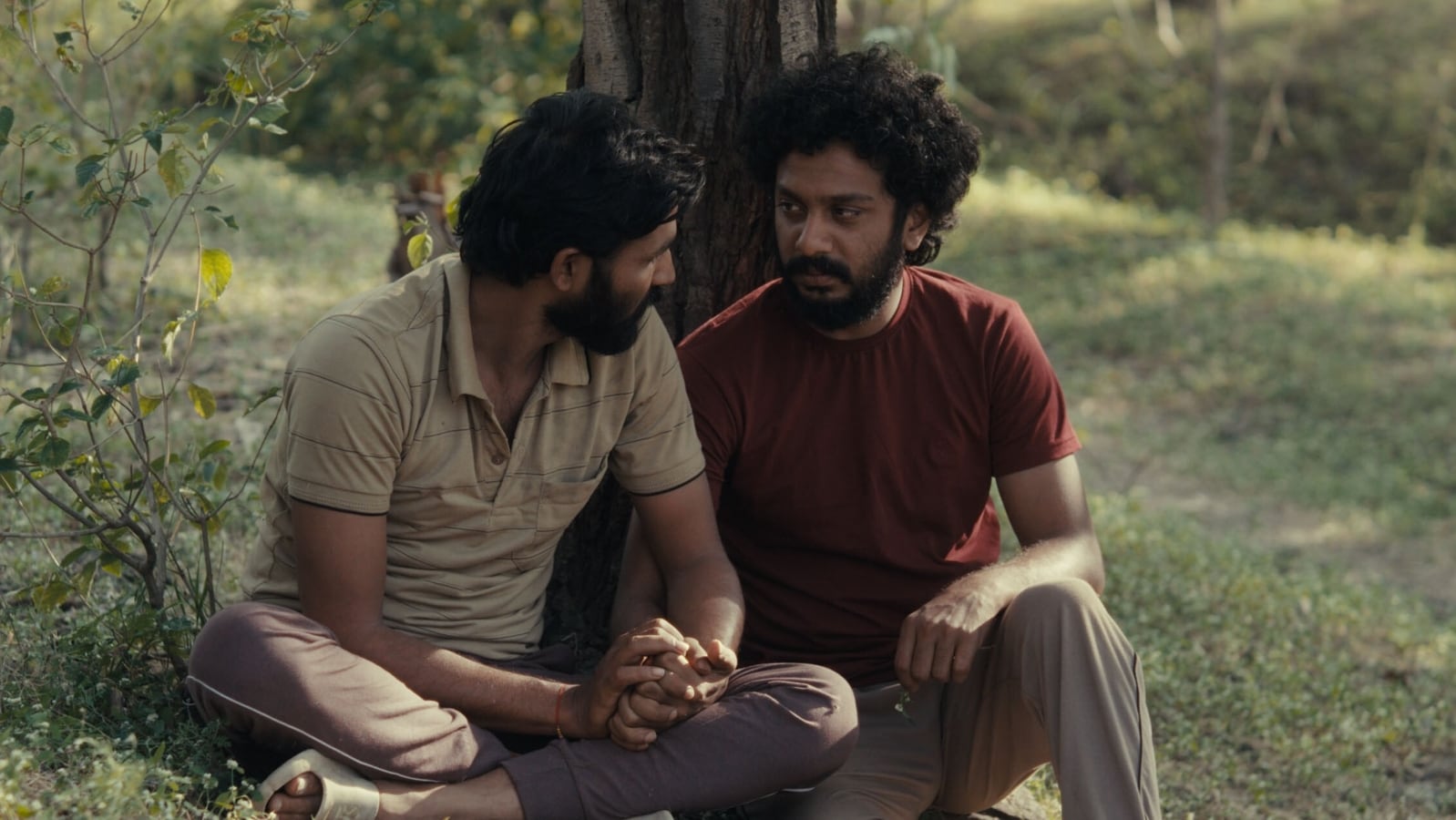 Reseña de Sabar Bonda: la primera película marathi en Sundance es un estudio tierno y profundamente conmovedor sobre el amor queer en la India rural
