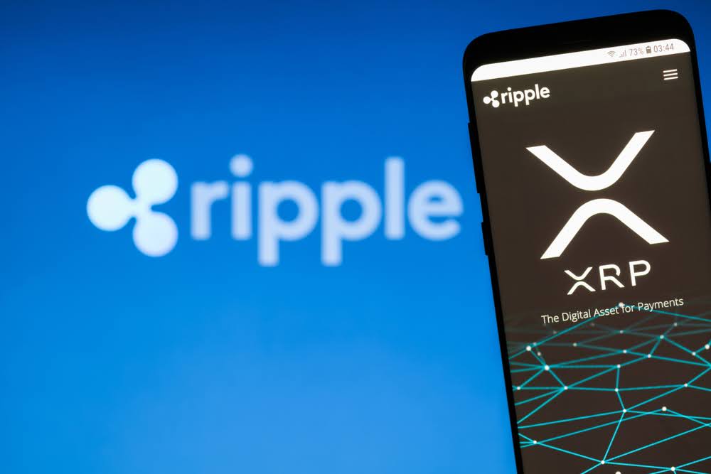 Ripple y Chainlink se unen para una mayor adopción de RLUSD - CoinJournal
