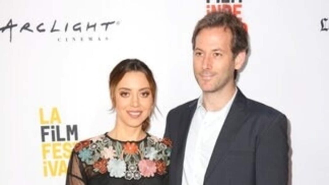 Se suicida el marido de Aubrey Plaza, el director Jeff Baena, a los 47 años
