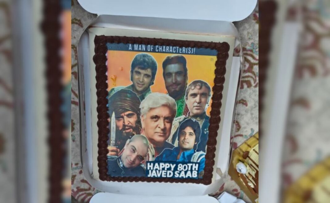 <i>Sholay, Deewaar</i> Y un pastel: el 80 cumpleaños de Javed Akhtar se sirve con un trozo de Bollywood. Cortesía: Vidya Balan y Sidharth Roy Kapoor
