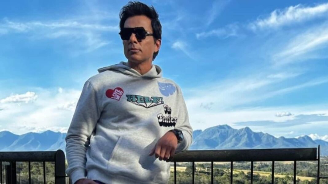 Sonu Sood dice que los guardaespaldas de las estrellas están entrenados para gritar 'hato hato' en los aeropuertos sin ningún motivo
