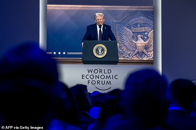 El presidente Donald Trump se dirigió por enlace remoto al Foro Económico Mundial de Davos