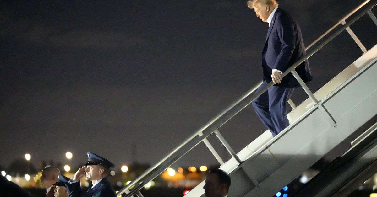 Trump prohíbe el gobierno colombiano de los viajes estadounidenses
