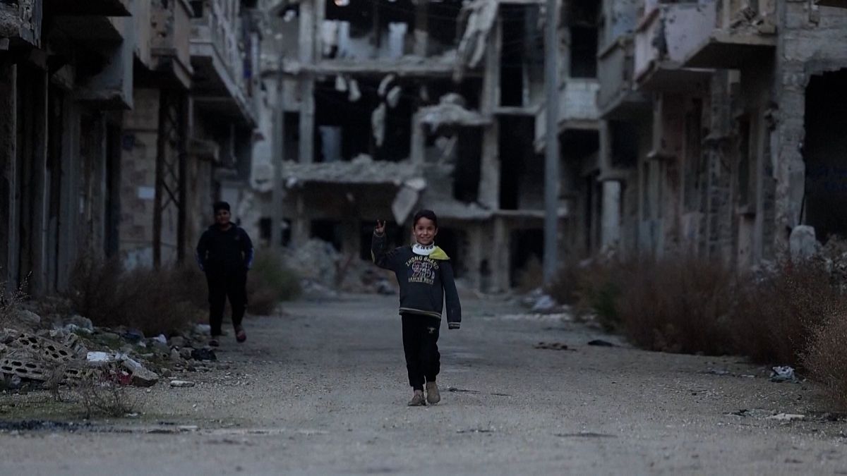 Video. Homs arrasada por la destrucción, dejando algunas zonas inhabitables
