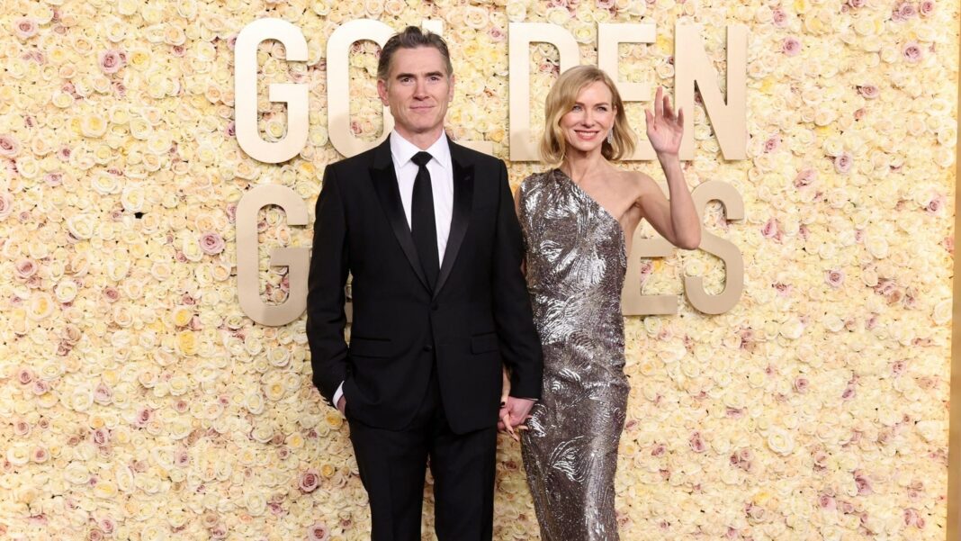 '¿Debería simplemente irme?': Naomi Watts dice que el primer encuentro sexual con su esposo Billy Crudup la dejó 'mortificada, en pánico'
