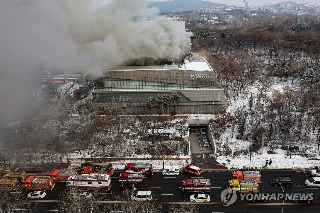 (2nd LD) Fire breaks out at Nat'l Hangeul Museum in Seoul; 1 firefighter injured