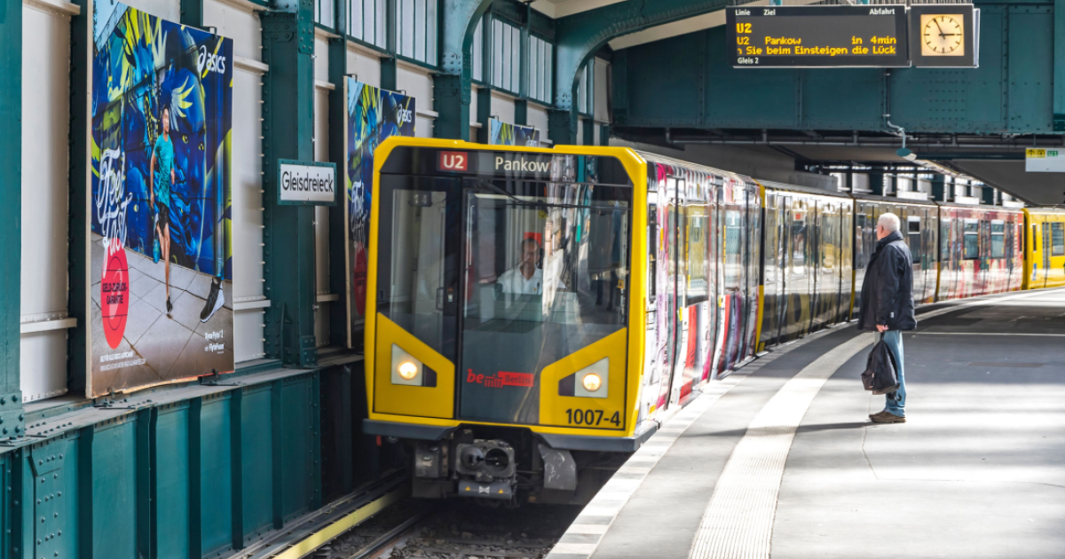 Adolescentes secuestran la cabina del conductor de Berlín U-Bahn en medio de la creciente tendencia
