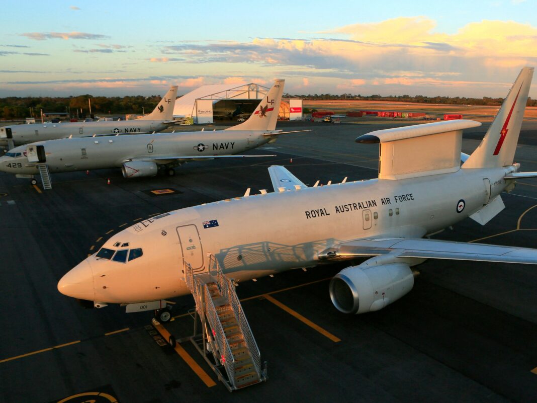 Australia, China Trade Borbs sobre el encuentro en el aire sobre el Mar del Sur de China
