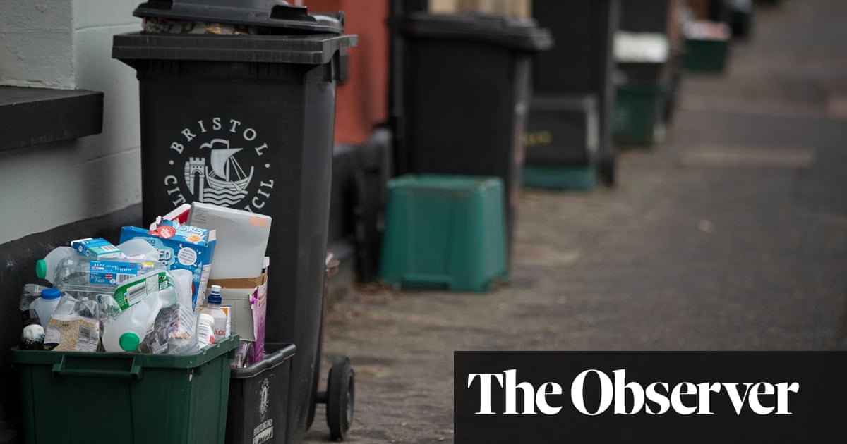 Colecciones mensuales de contenedores y cierres de biblioteca: los residentes de Bristol furiosos encienden los verduras sobre los recortes del consejo
