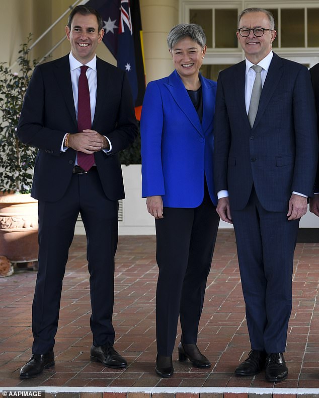 Tres ministros que han contribuido a la inquietud en la comunidad judía: el primer ministro, el ministro de Relaciones Exteriores, Penny Wong y, más recientemente, Jim Chalmers, después de su impactante sugerencia, las preocupaciones judías por su propio bienestar 