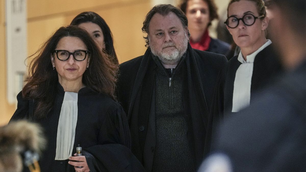 Director Francés Christophe Ruggia condenado en el punto de referencia #MeToo Trial
