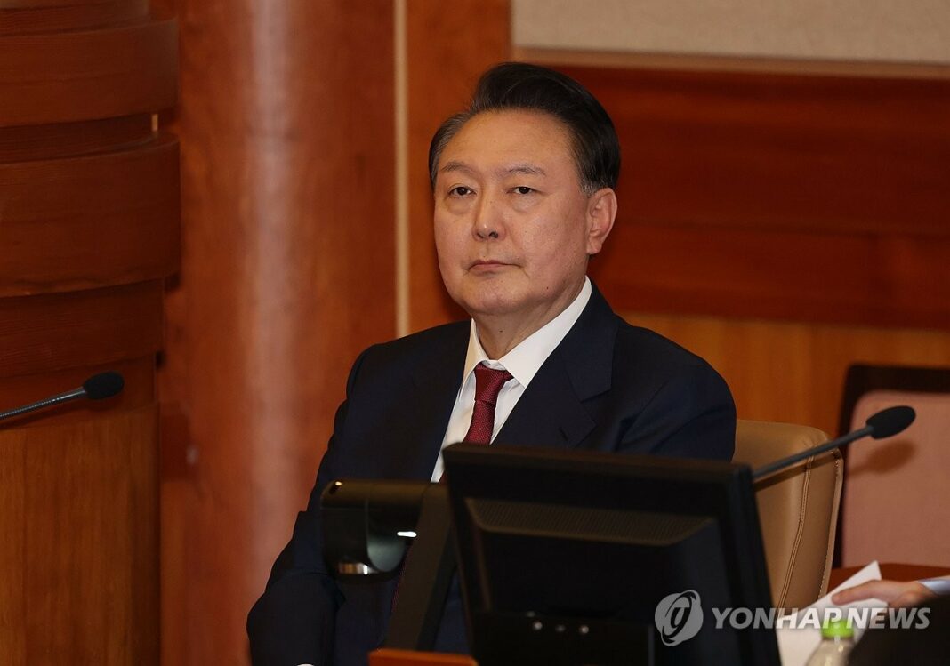 Yoon's legal team requests recusal of 3 justices from impeachment case