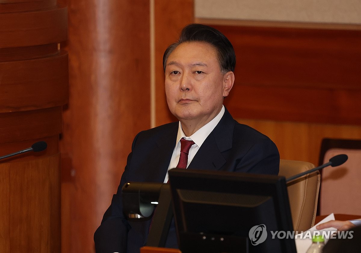 Yoon&apos;s legal team requests recusal of 3 justices from impeachment case