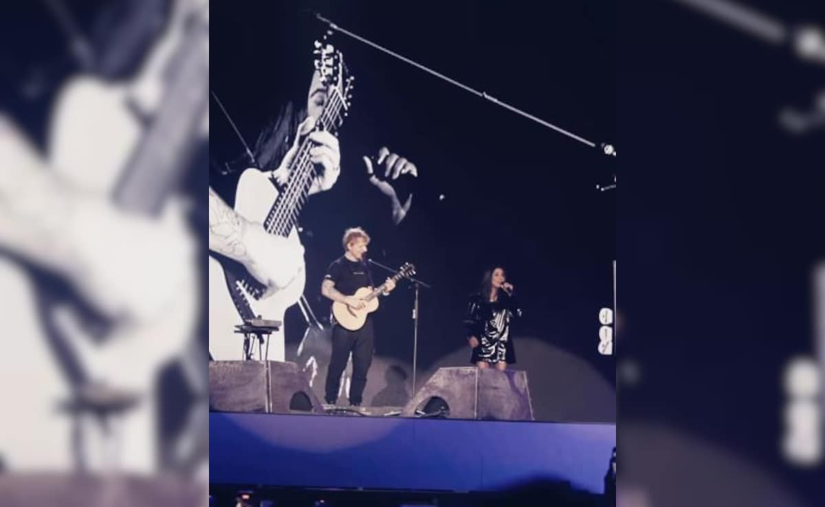 Jr ntr está sobre la luna mientras Ed Sheeran canta Chuttamalle Con Shilpa Rao en el concierto de Bengaluru
