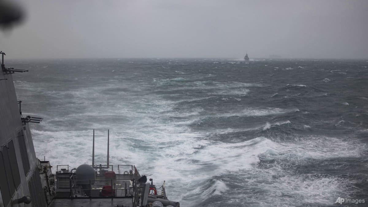 Los primeros barcos de la Marina de los Estados Unidos navegan por el estrecho de Taiwán desde la inauguración de Trump
