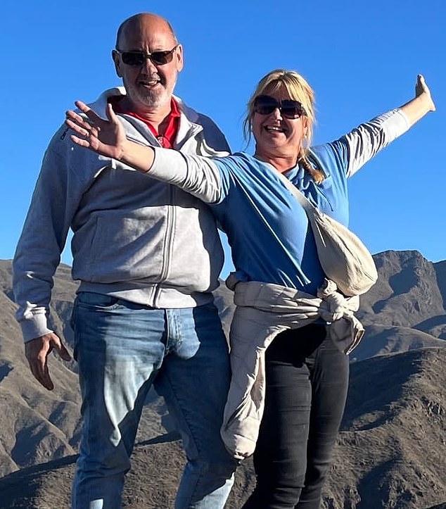 Los cuerpos de Andrew y Dawn Searle (en la foto) fueron descubiertos por un vecino en un pueblo a unos 65 millas de Toulouse el jueves