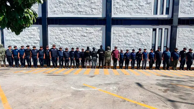 Nueve oficiales de policía de alto rango arrestados en Chiapas por enlaces a delitos organizados
