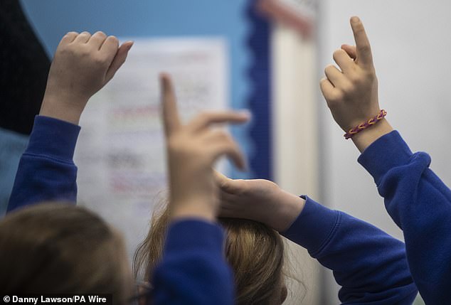 El cuadro de mando codificado por colores de Ofsted van desde 'causar preocupación' en rojo a 'ejemplar' en verde oscuro (imagen de stock)