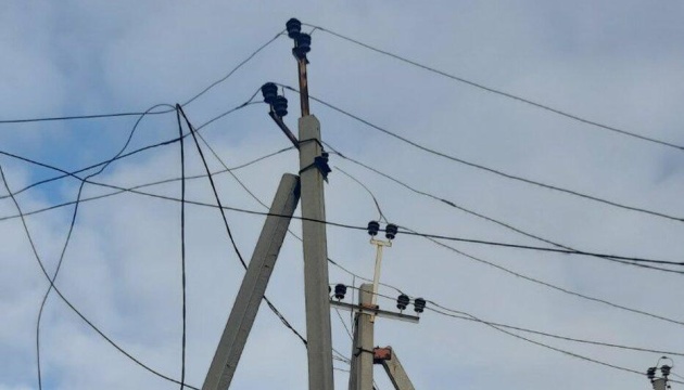 Rechazos de energía de emergencia en Ucrania después de un ataque de misiles rusos
