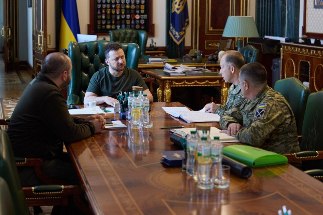 Zelensky Comenta sobre la disputa de la agencia de adquisición de defensa, dice que Umerov tiene derecho a tomar cualquier decisión para evitar retrasos en el suministro militar
