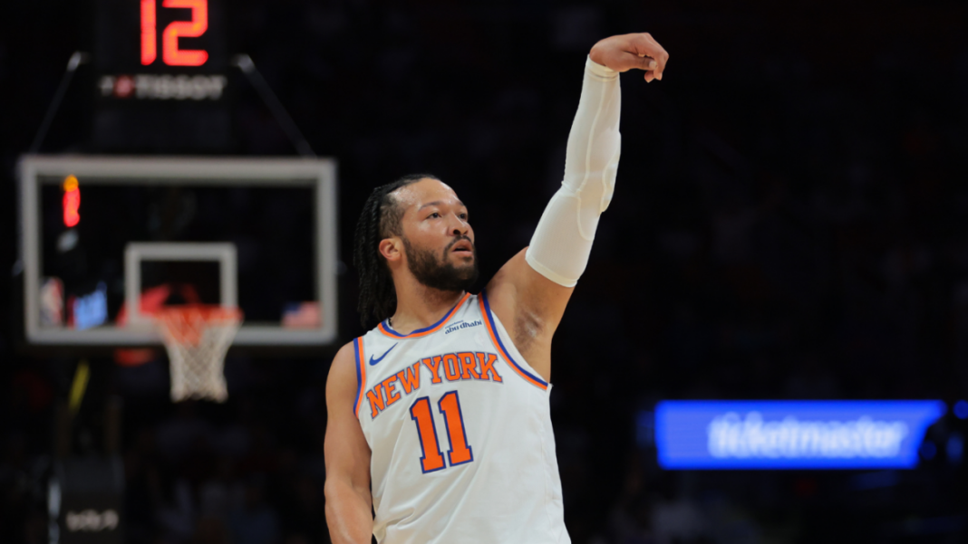 Actualización de lesiones de Jalen Brunson: Knicks Star Of Walking Boot, Team espera regreso de temporada regular
