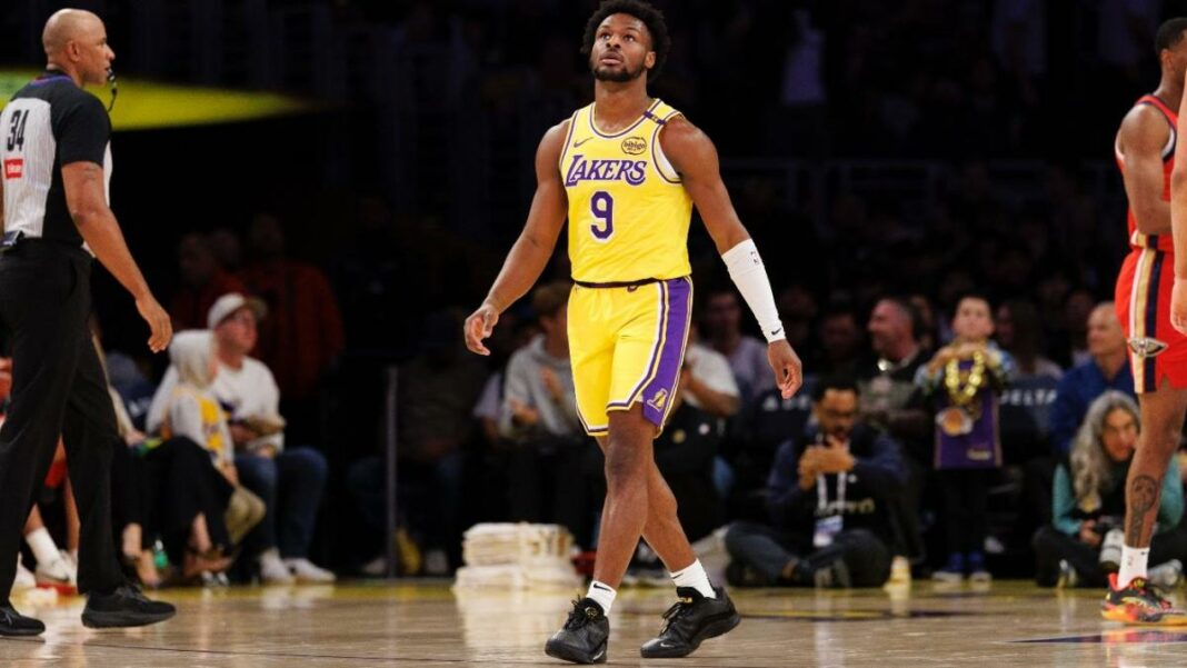 Bronny James de Lakers dice que la crítica lo alimenta 