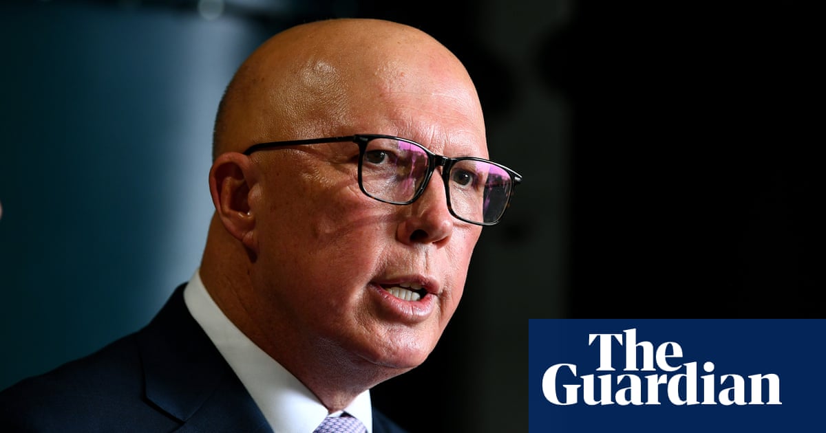 El vuelo financiado por los contribuyentes de Peter Dutton al 'almuerzo largo' en el río Noosa fue investigado por gastos de vigilancia
