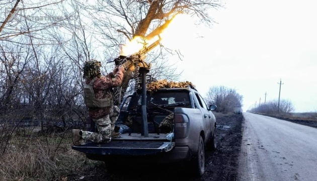 Enemigo tratando de desalojar a las fuerzas ucranianas de Vovchansk - Grupo de Fuerzas Kharkiv
